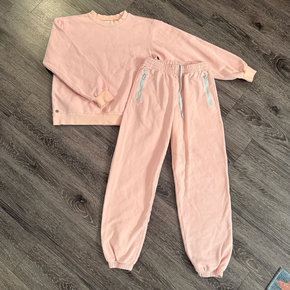 Lucy Nagal Vogue Williams Lucy x Vogue Sweatshirt and Joggers Set